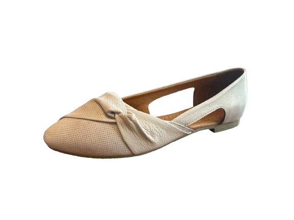 Elegant Side-Cut Flats with Subtle Front Pattern – Denim