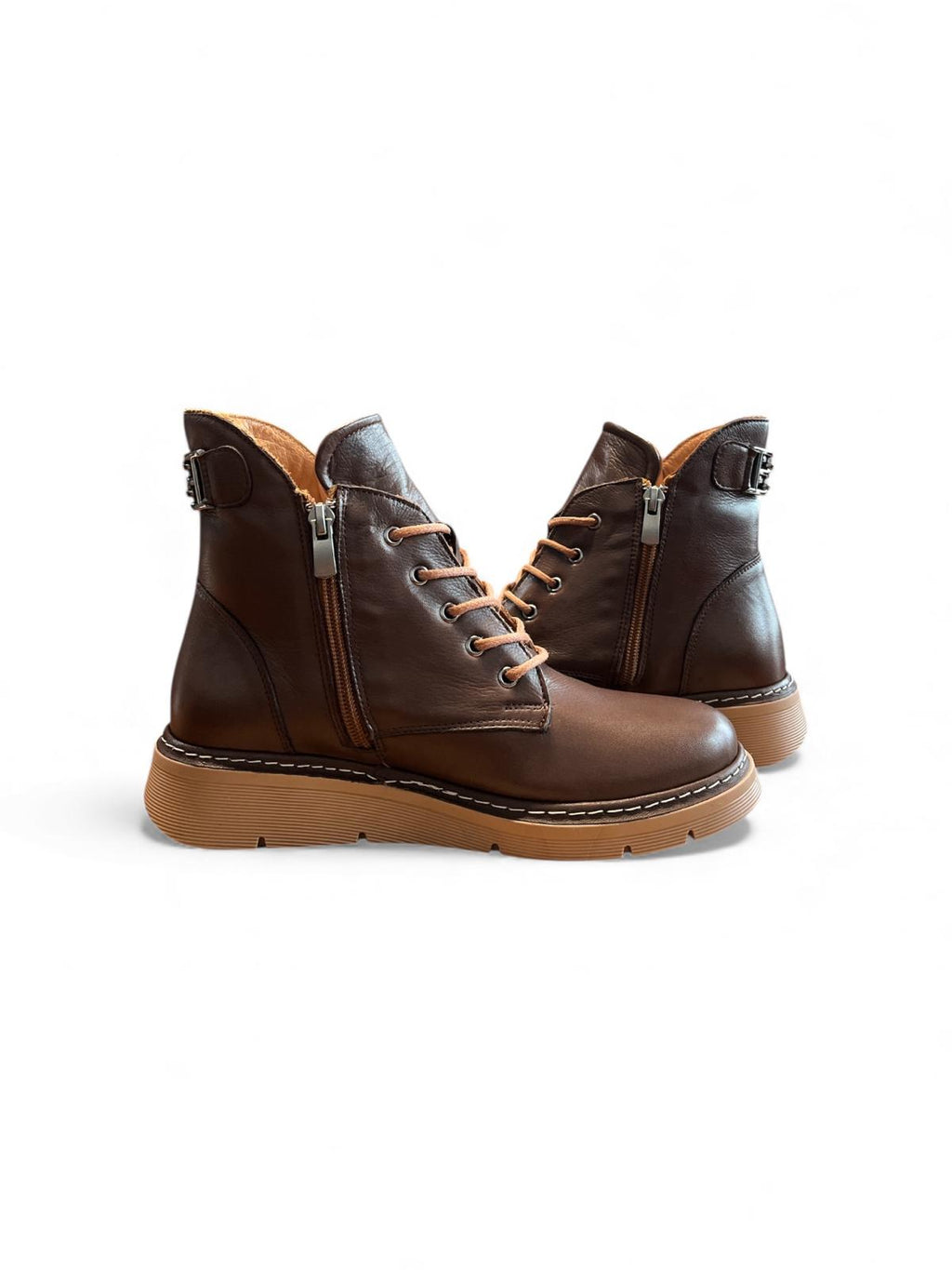 Begoria 'Heritage' – Premium Leather Boots with Buckle Detail Begoria