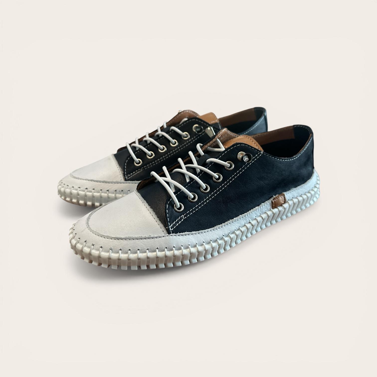Begoria Daily - Sophisticated Lace-Up Shoes in Soft Leather