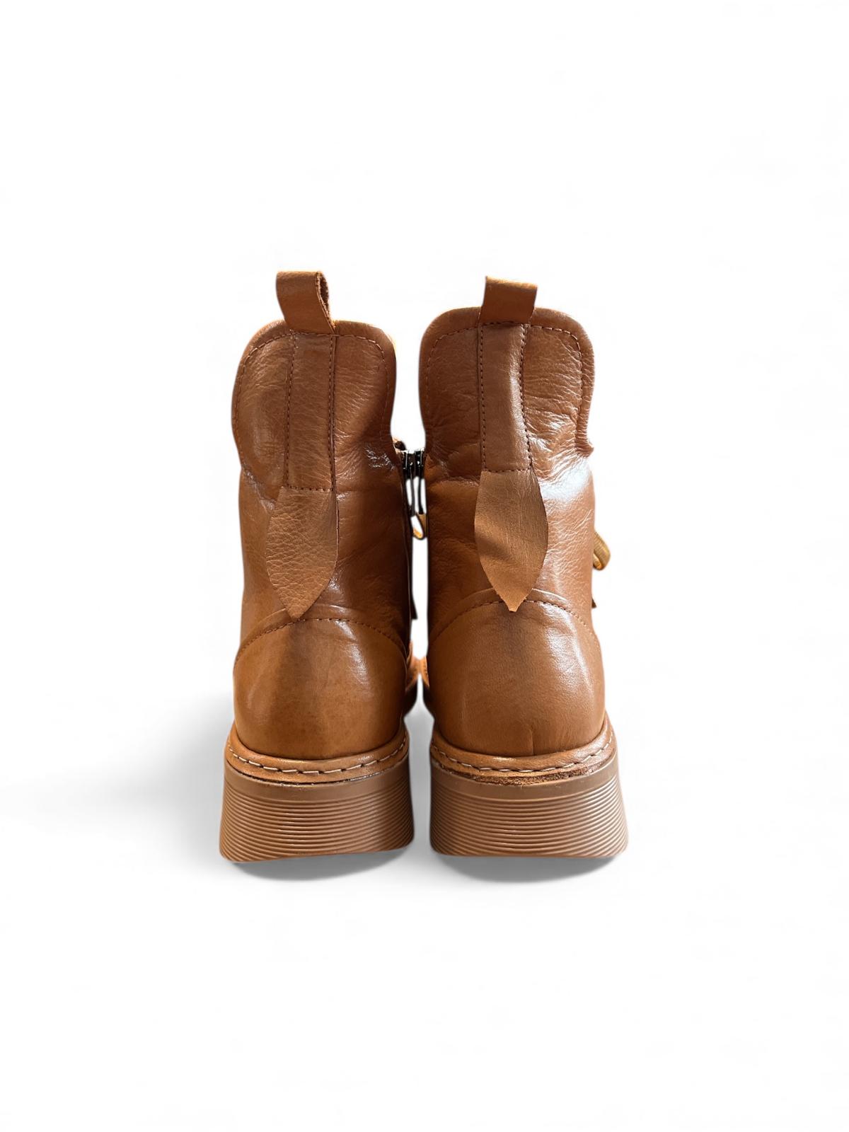 Begoria 'Urban' – Genuine Leather Lace-Up Boots Begoria