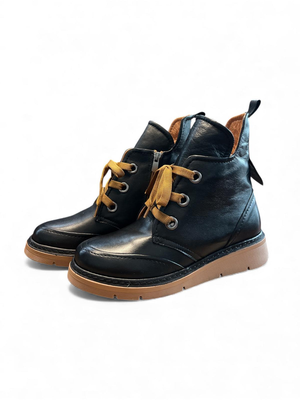 Begoria 'Urban' – Genuine Leather Lace-Up Boots Begoria