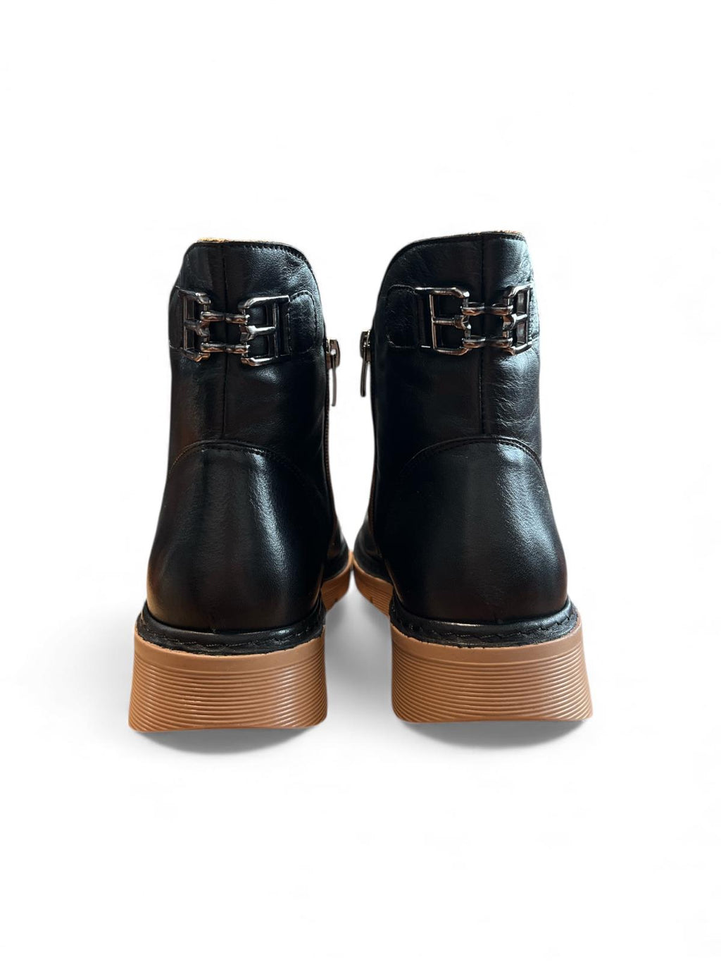 Begoria 'Heritage' – Premium Leather Boots with Buckle Detail Begoria