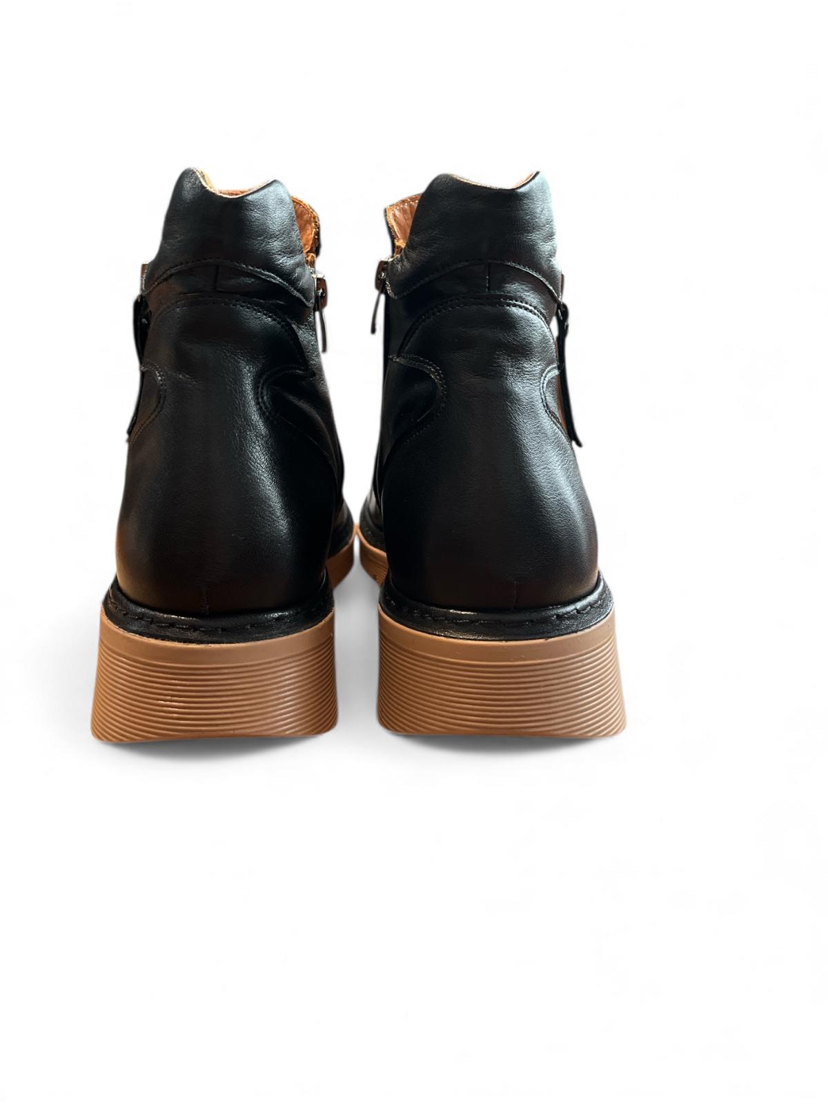 Begoria 'Balance' – Orthopedic Comfort Leather Boots Begoria