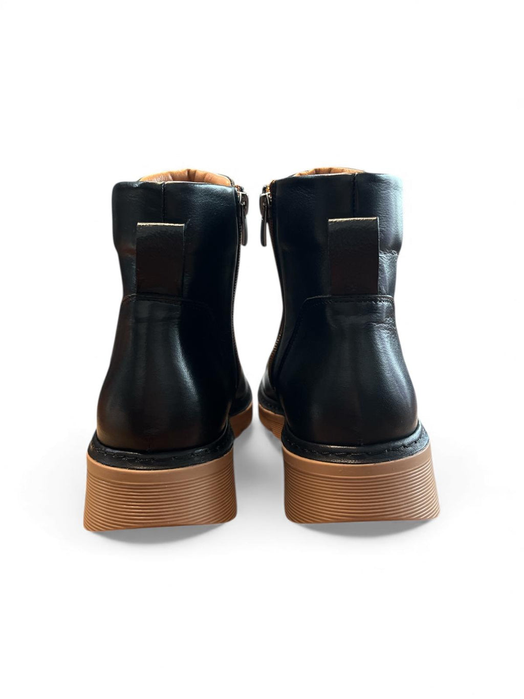 Begoria 'Vigo' – Lightweight Genuine Leather Walking Boots Begoria