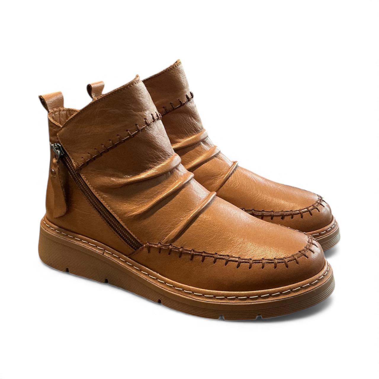 Begoria 'SoftFold' – Premium Leather Boots with Side Zip Begoria