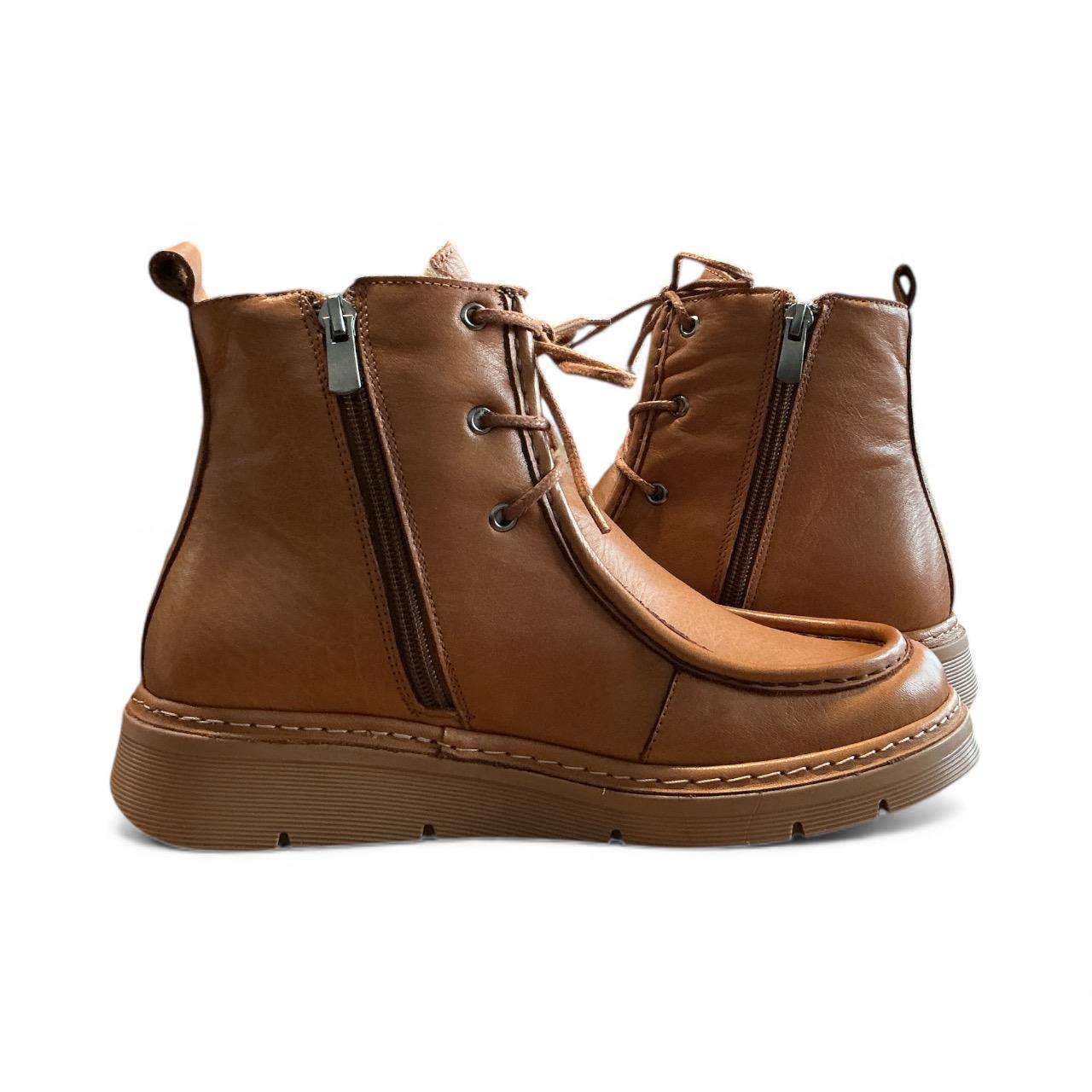 Begoria 'SoftStep' – High-Top Leather Moccasins Begoria