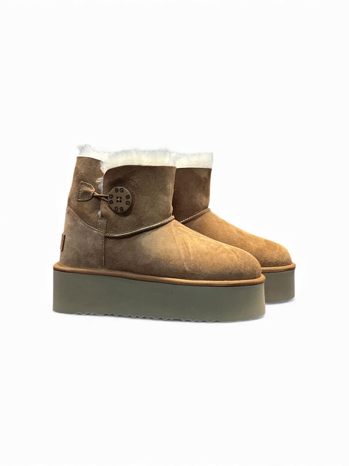 Begoria 'Sky' – Suede Platform Boots with Shearling Begoria