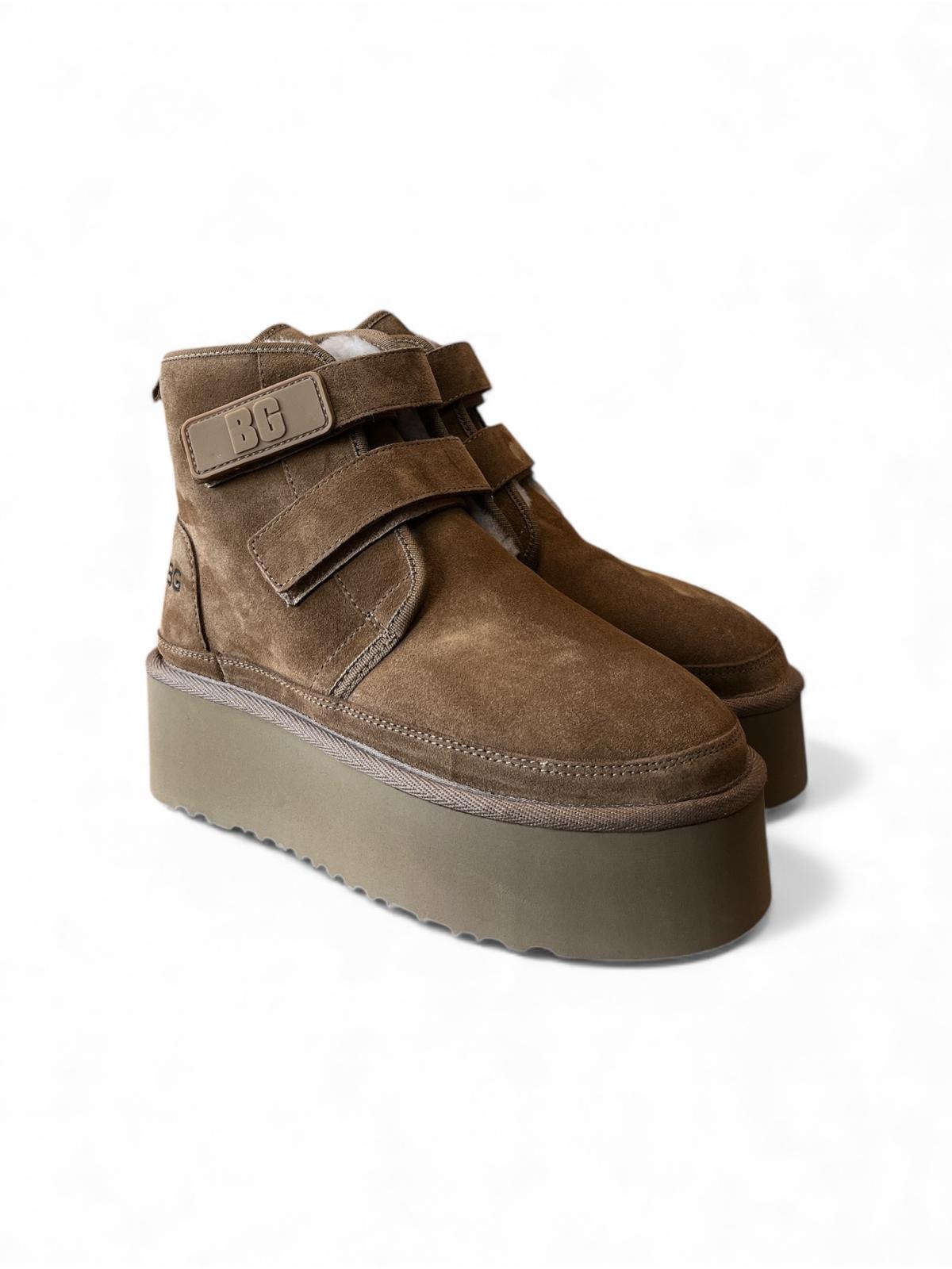 Begoria 'Nova' – Suede Platform Boots with Easy-Closure Begoria
