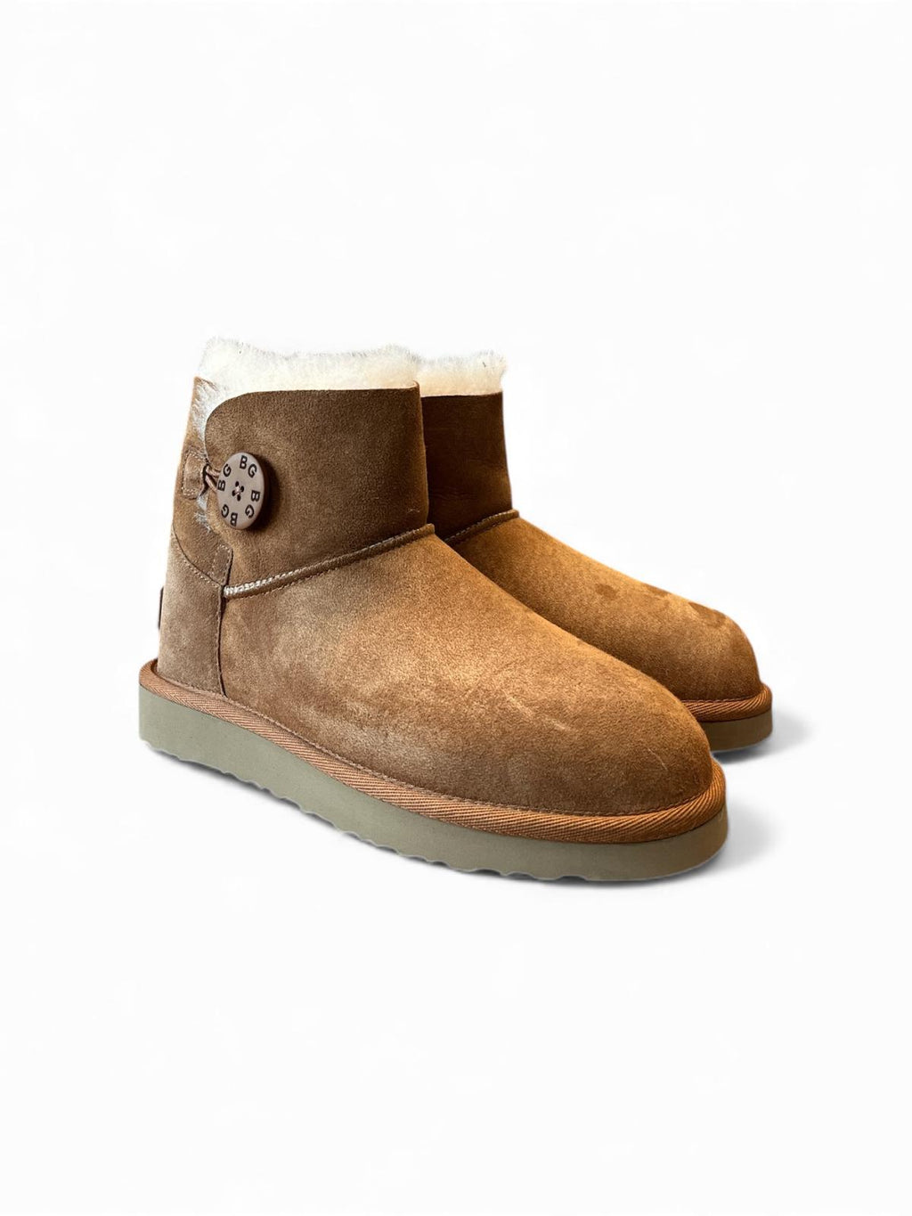Begoria 'Lulu' – Short Suede Boots with Plush Lining Begoria