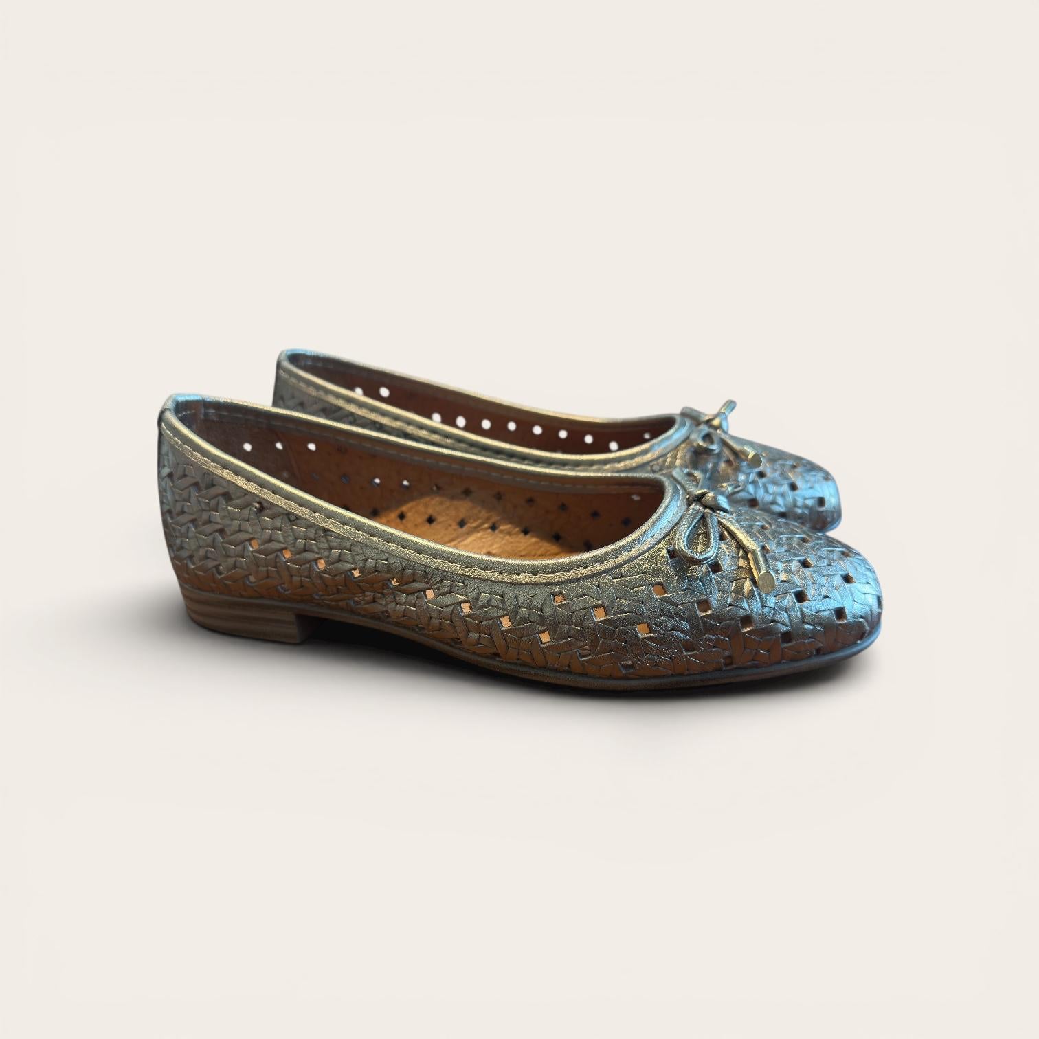 Begoria Aurelia - Premium woven metallic leather ballerina