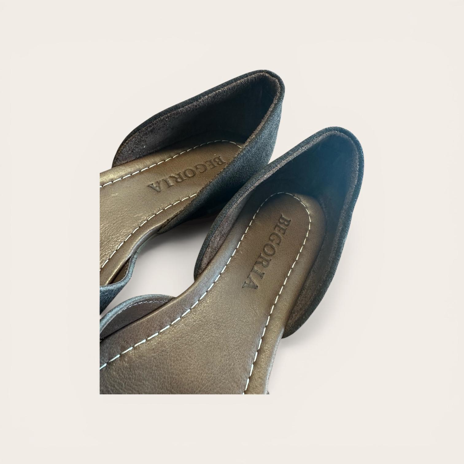 Begoria Charm - Elegant Suede Bow Comfort Women's Loafers