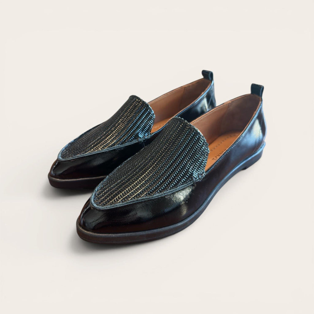 Begoria Nova - Shiny Textured Slip-On Shoes