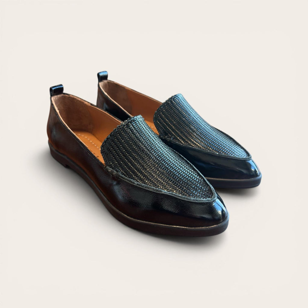 Begoria Nova - Shiny Textured Slip-On Shoes