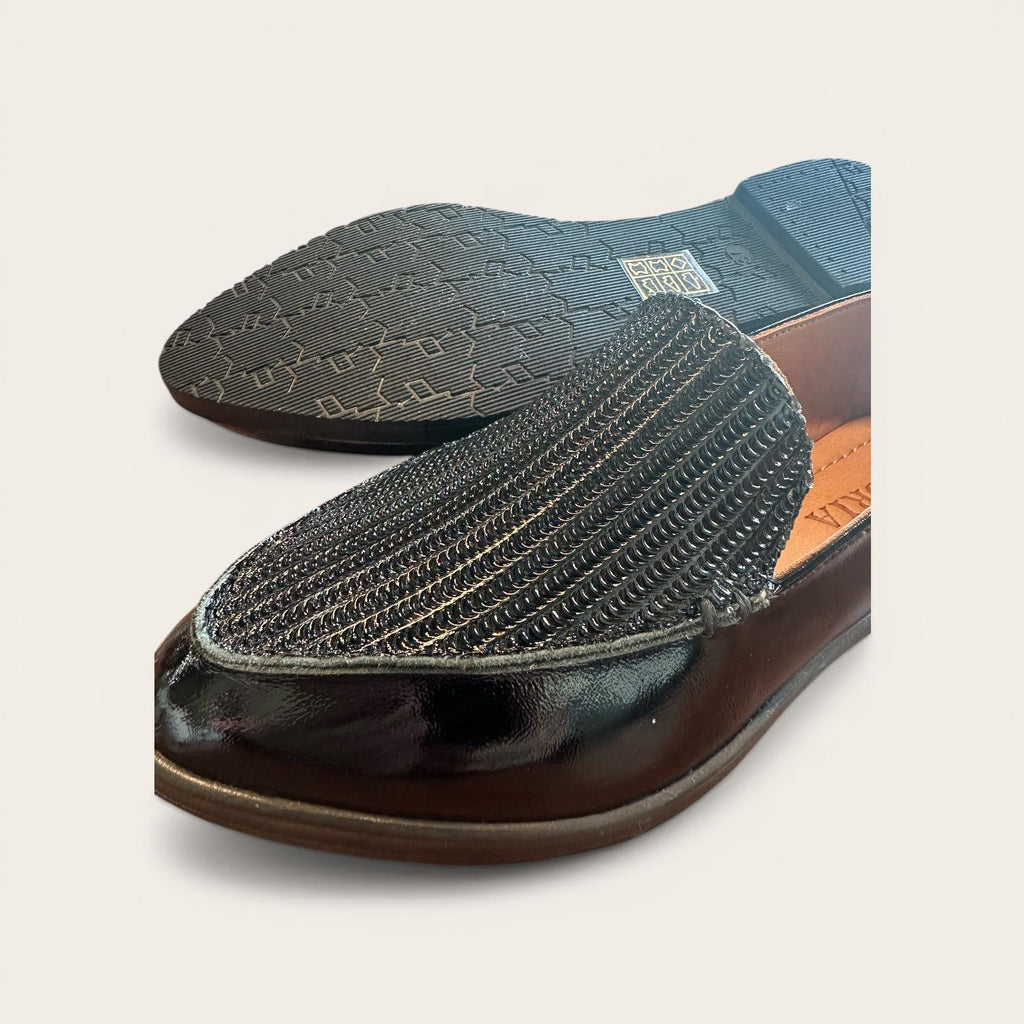 Begoria Nova - Shiny Textured Slip-On Shoes