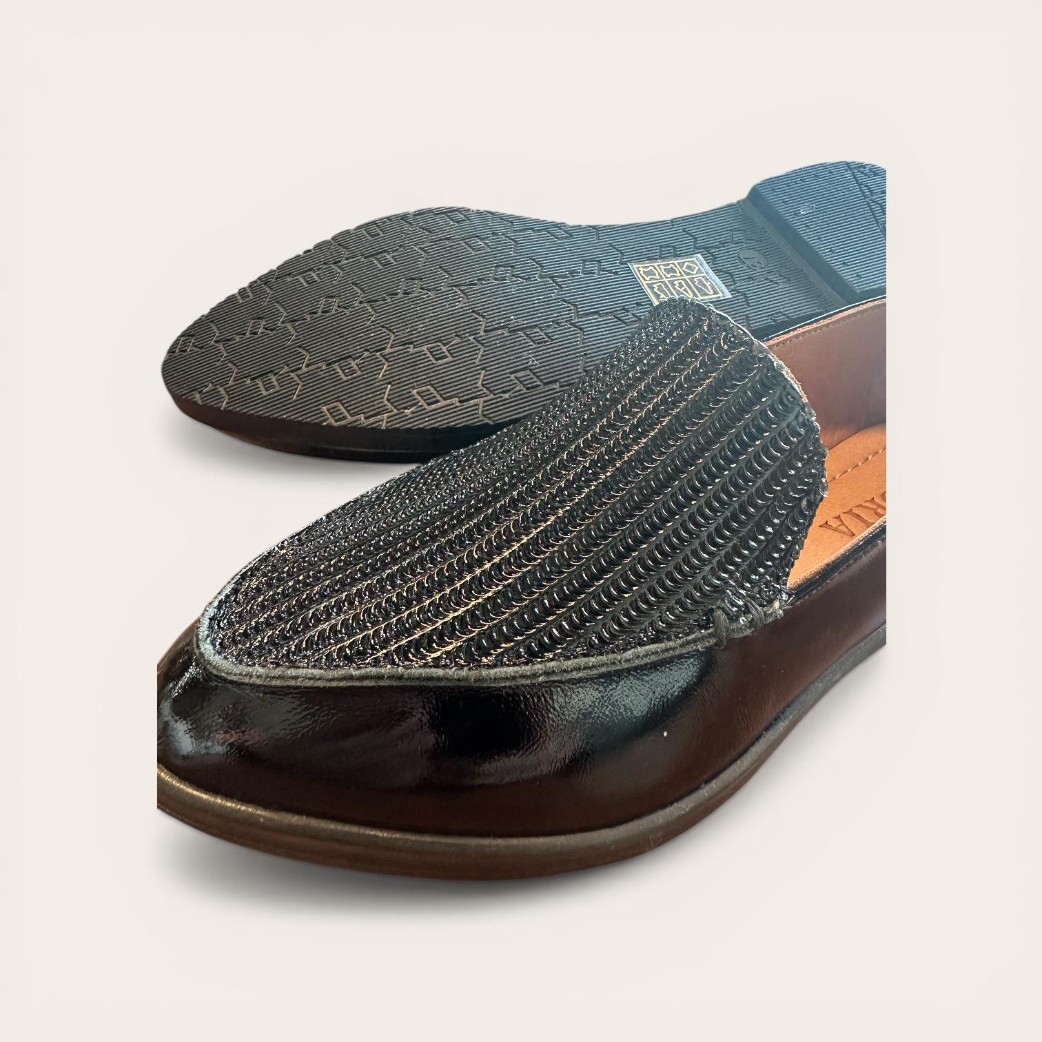 Begoria Nova - Shiny Textured Slip-On Shoes