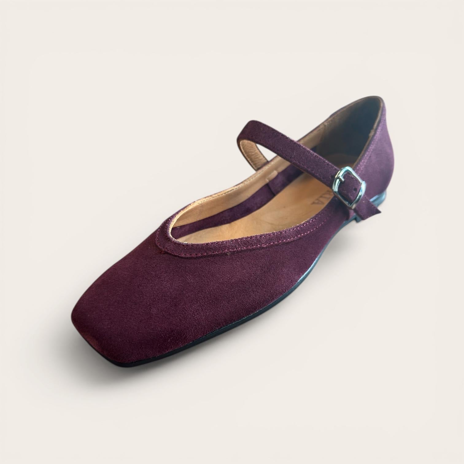 Begoria Valentina - Women's Classic Mary Jane Ballerina Flats