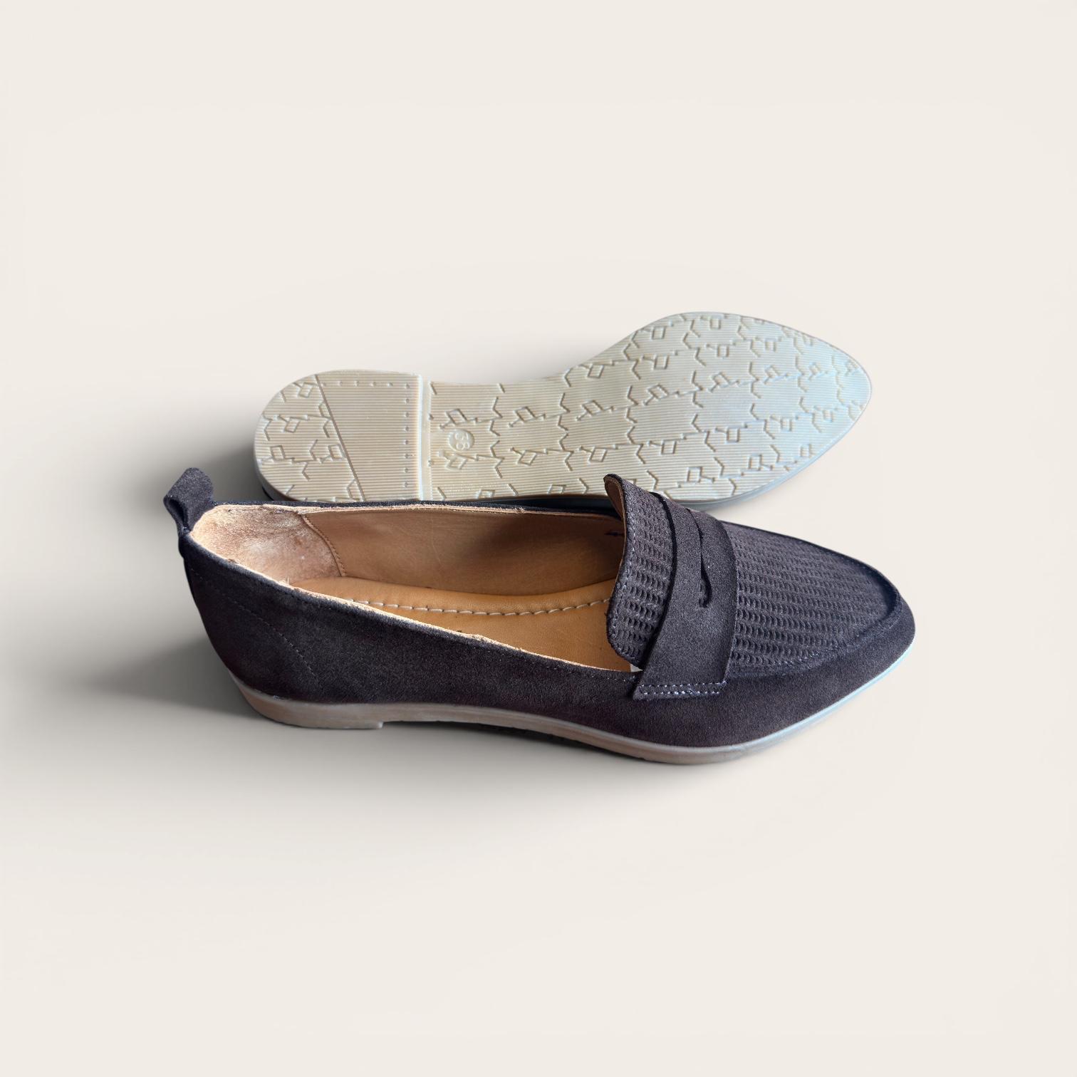 Begoria Alessia - Women's Elegant Buckle Loafers