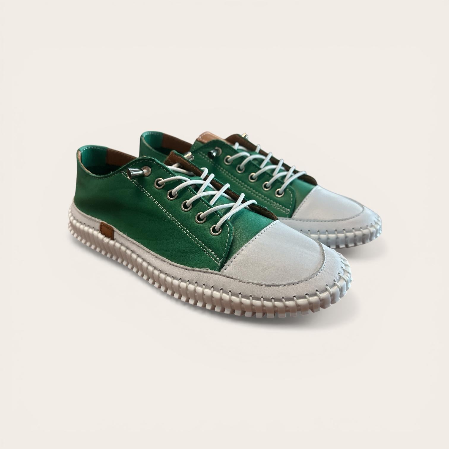 Begoria Daily - Sophisticated Lace-Up Shoes in Soft Leather