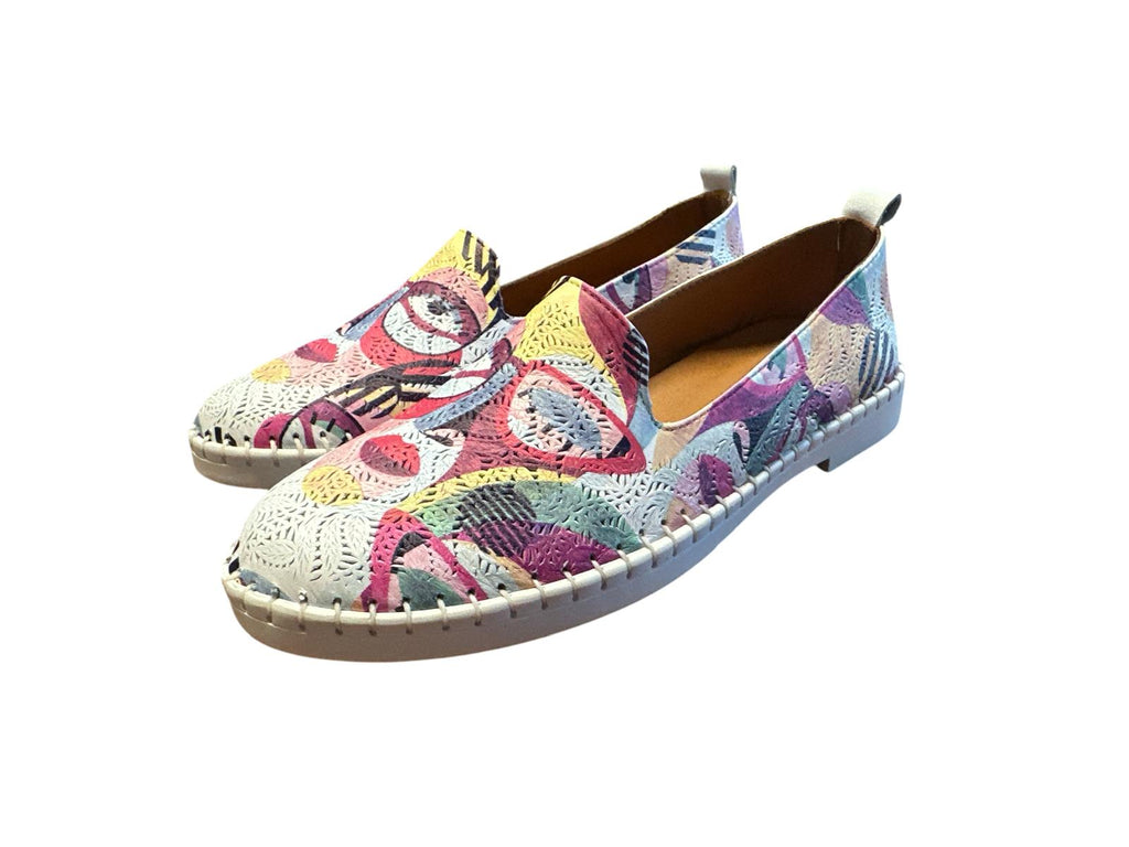 Begoria Vivid - Dynamic Print Slip-On Shoes in Multicolor Designs