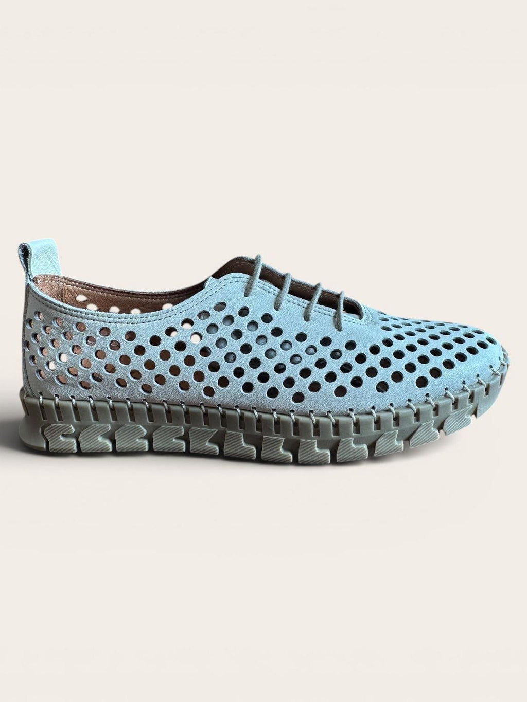 Begoria Aero - Lightweight Lace-Up Soft Leather Women's Shoes