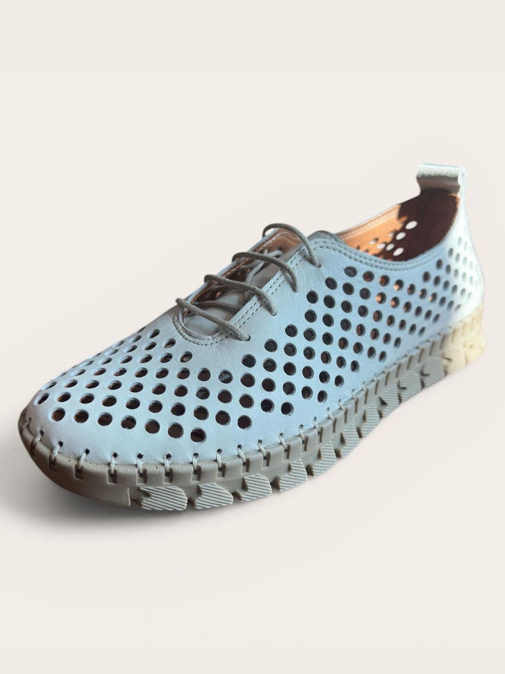 Begoria Aero - Lightweight Lace-Up Soft Leather Women's Shoes